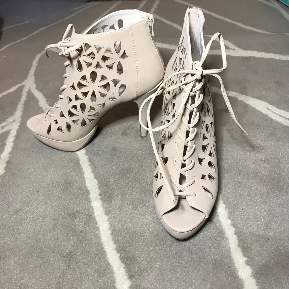 Nude Laser Cut Apt.9 Booties Sz 9.5 New!